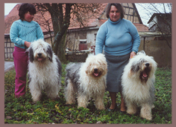 Frau Starke mit Bruno und Eltern