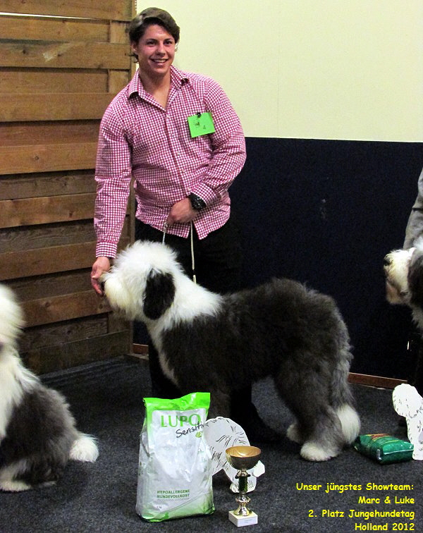 Unser jngstes Showteam:  
Marc & Luke  
2. Platz Jungehundetag  
Holland 2012